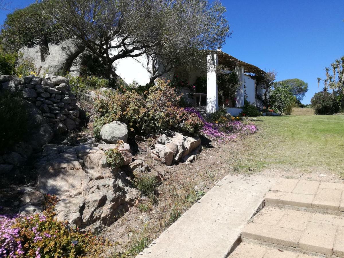 ホテルAgriturismo La Valletta サンタ・テレーザ・ガッルーラ エクステリア 写真