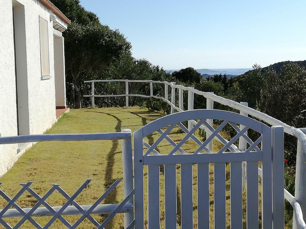 ホテルAgriturismo La Valletta サンタ・テレーザ・ガッルーラ エクステリア 写真