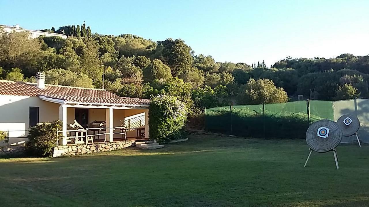 ホテルAgriturismo La Valletta サンタ・テレーザ・ガッルーラ エクステリア 写真