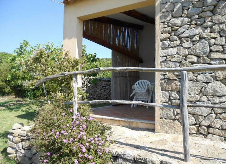 ホテルAgriturismo La Valletta サンタ・テレーザ・ガッルーラ エクステリア 写真